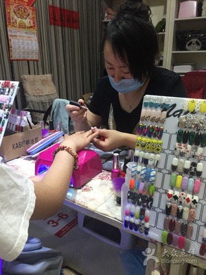 尚饰美甲店 牡丹江丽人圈内的精致之选，大众点评上的口碑见证